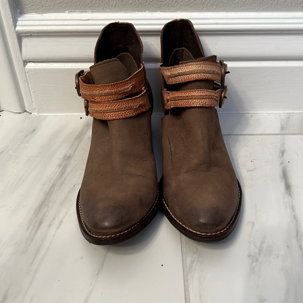 Cute Rebel booties leather size 6.5, great condition worn maybe 3-4 times.